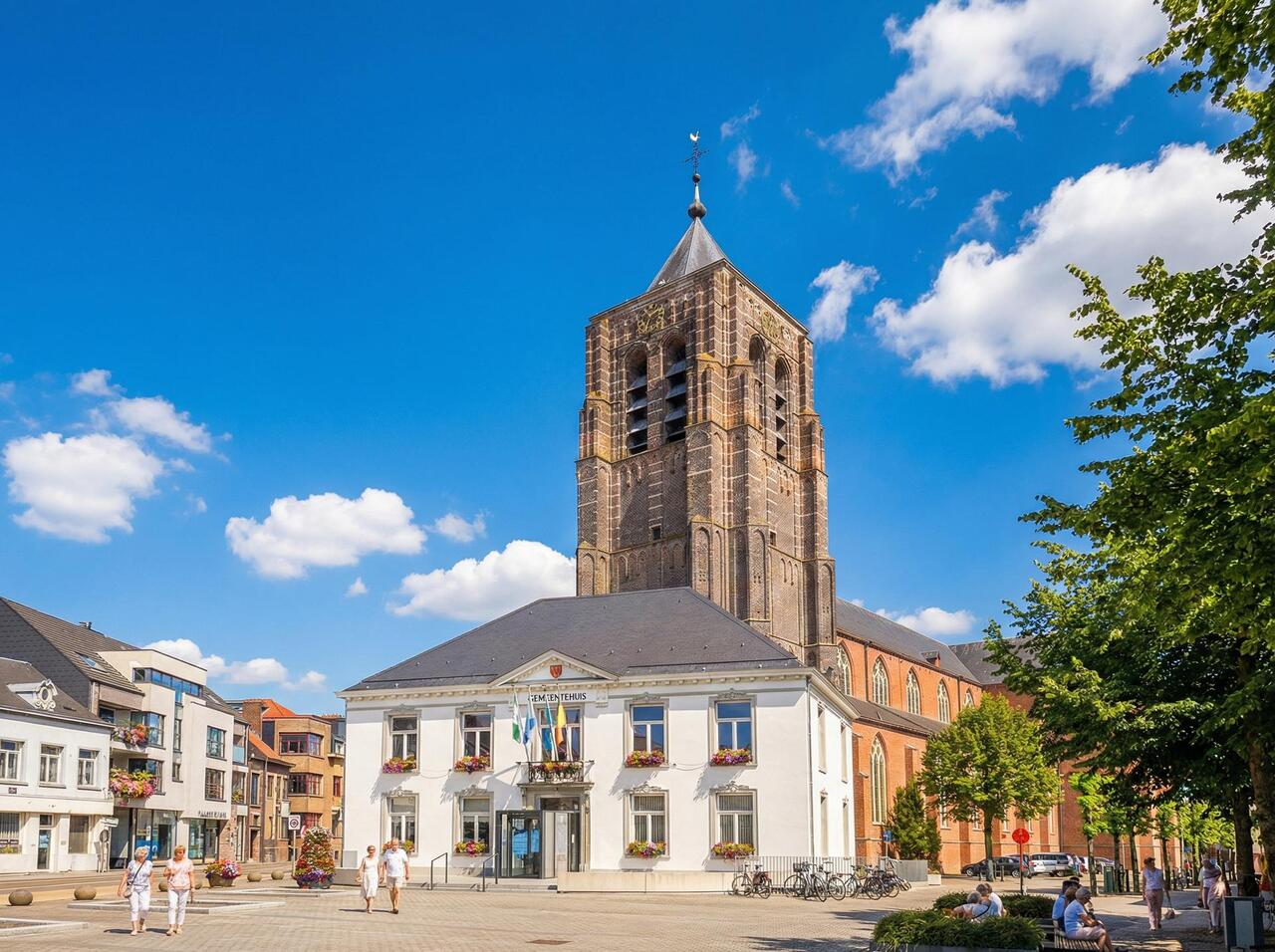 Sint-Pieter en Pauwelkerk in Mol