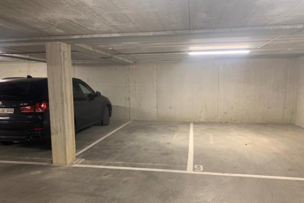 Mol garage-parking