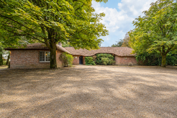 Geel huis