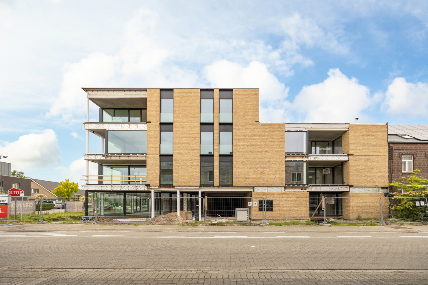 te koop commercieel lommel molsekiezel h1