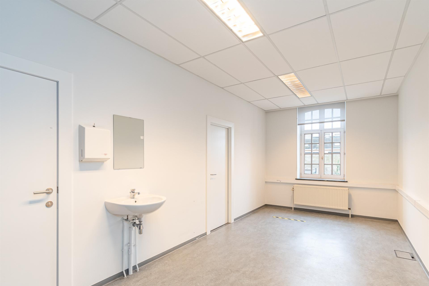 te huur kantoor turnhout patersstraat 100 5303212