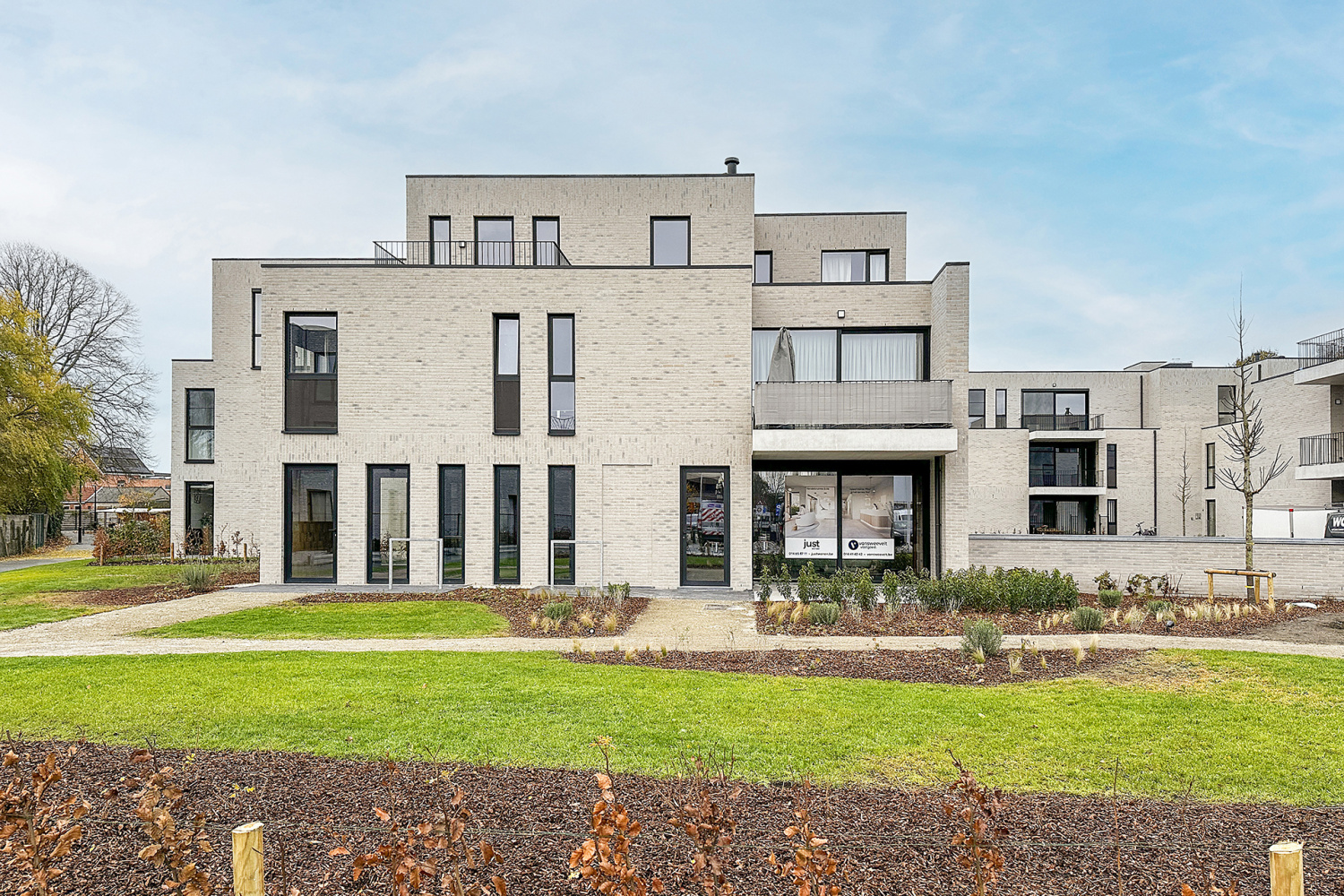 te koop commercieel ravels kerkstraat 29 31 a0 2 hr