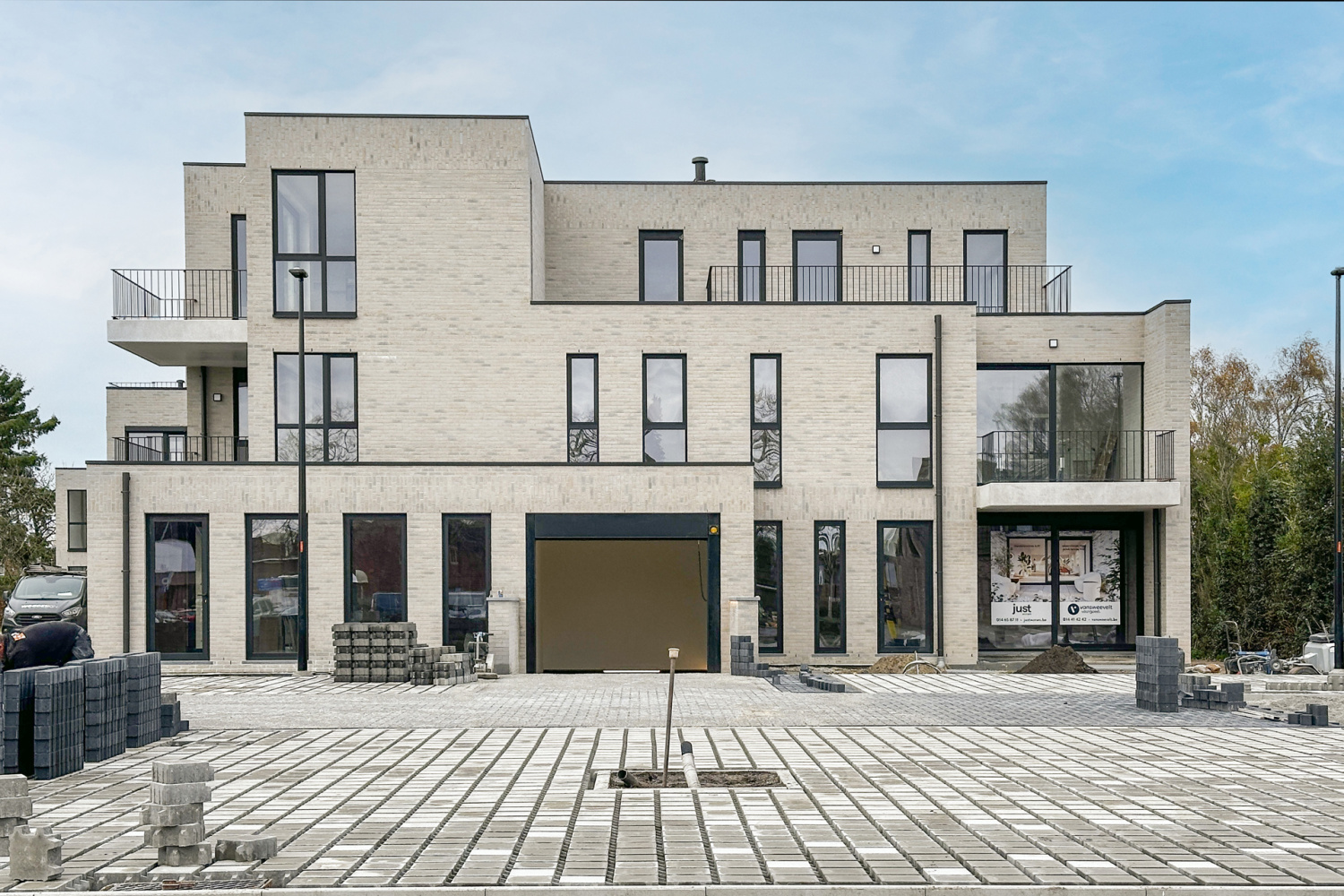 te koop commercieel ravels kerkstraat 29 31 a0 2 hr