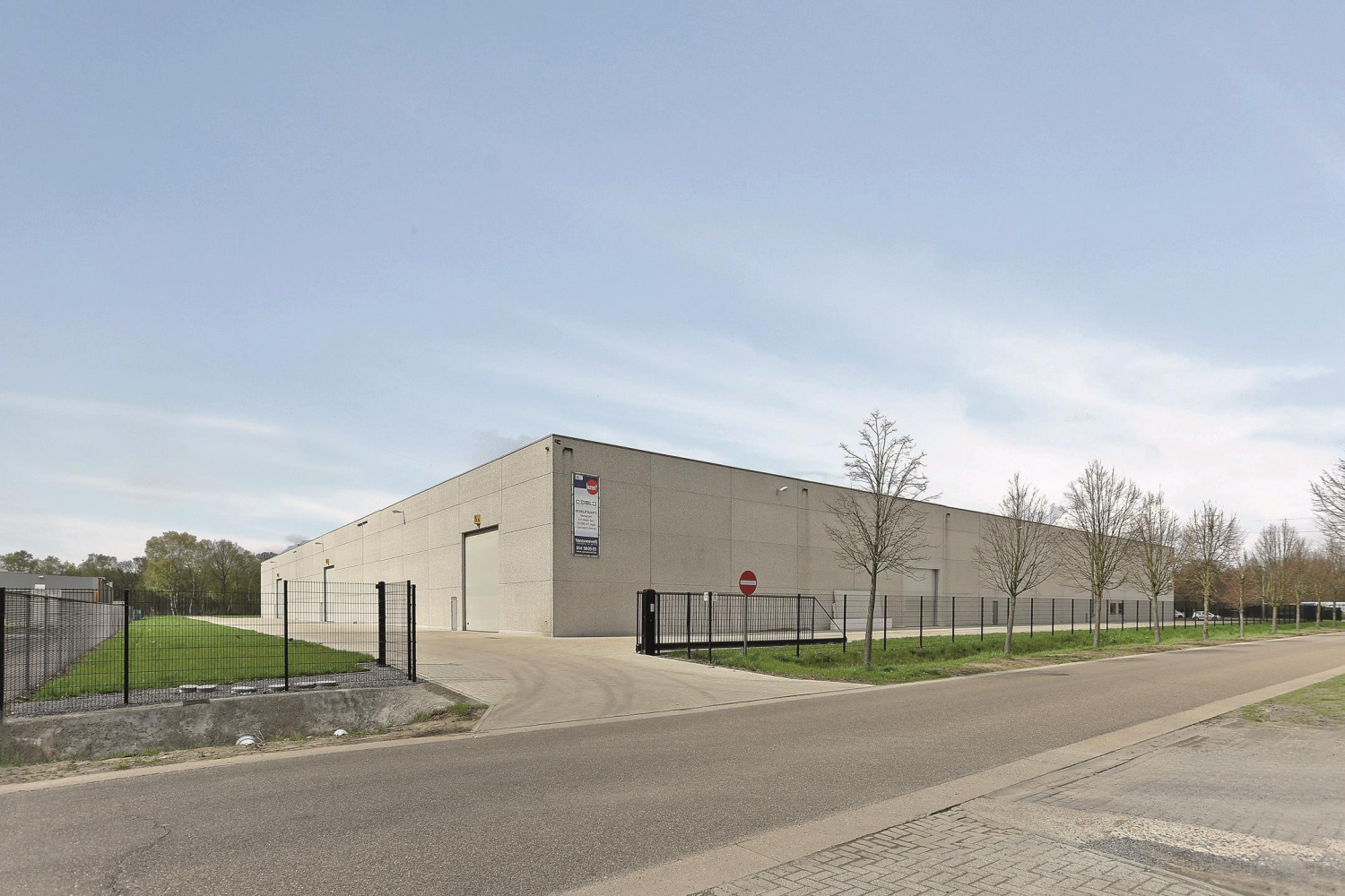 te huur industrieel balen puttestraat coblo loods 20