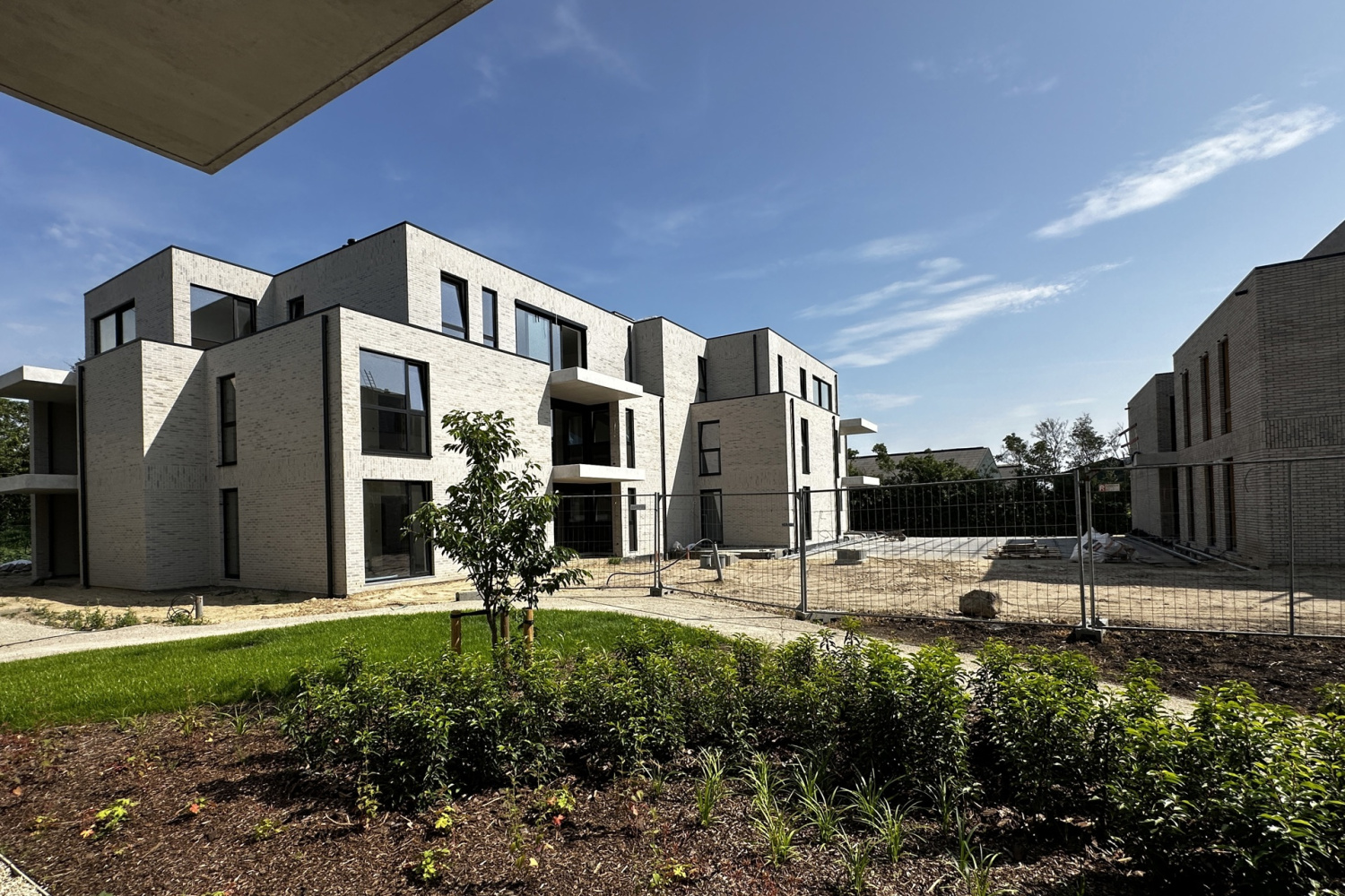 te koop commercieel ravels kerkstraat 31 d0 1 hr