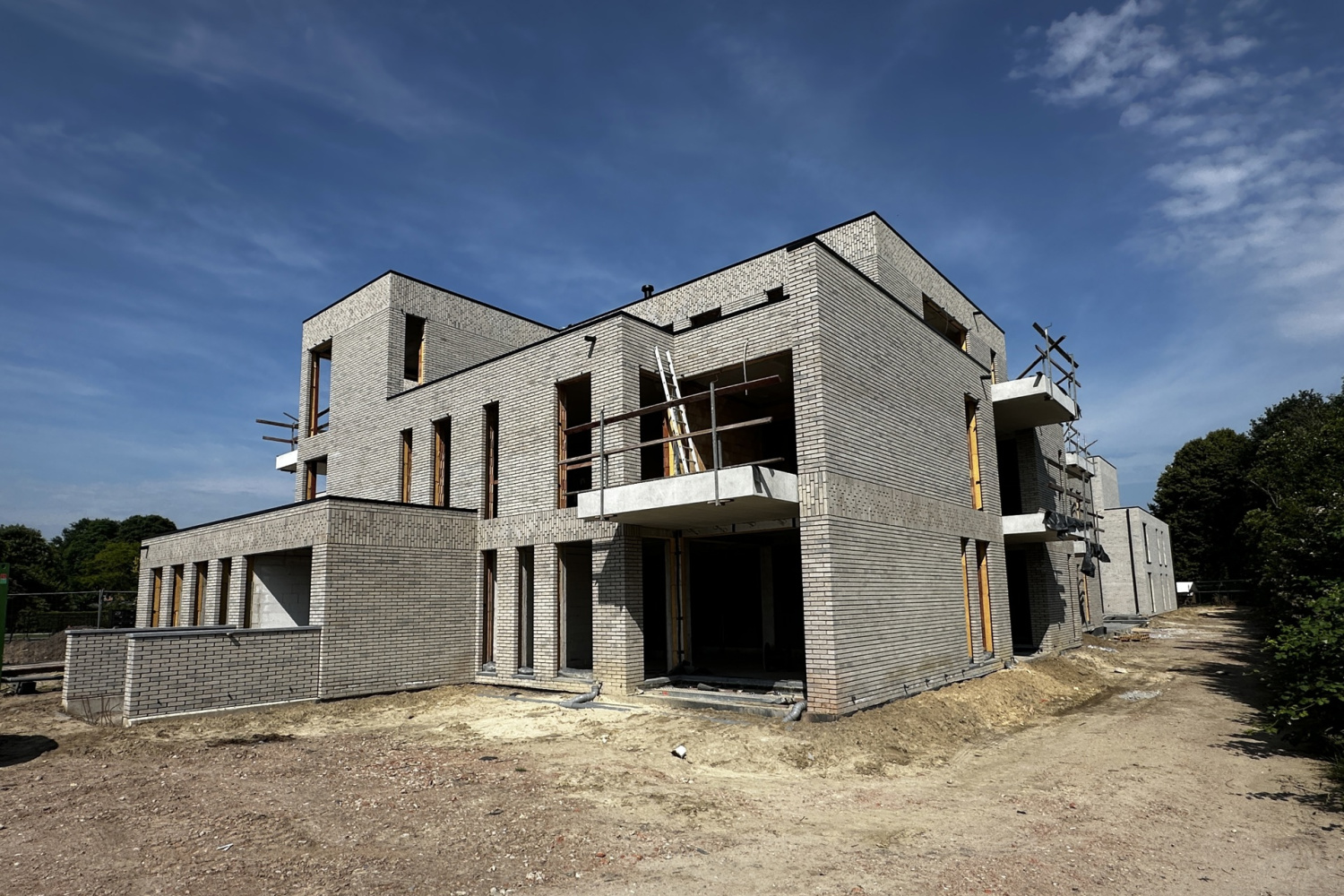 te koop commercieel ravels kerkstraat 31 d0 1 hr