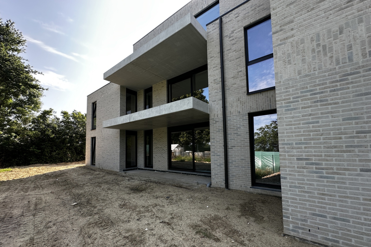 te koop commercieel ravels kerkstraat 31 d0 1 hr