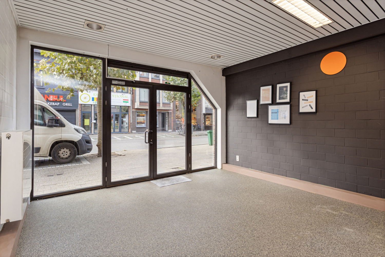 te koop commercieel turnhout de merodelei 86