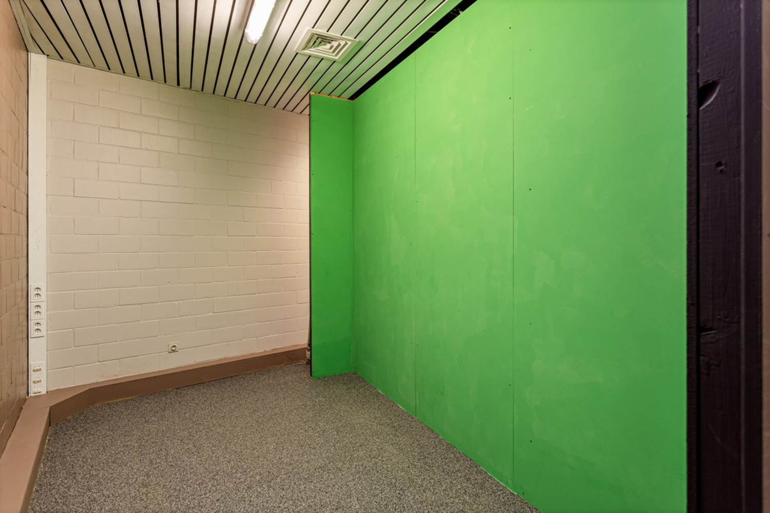 te koop commercieel turnhout de merodelei 86