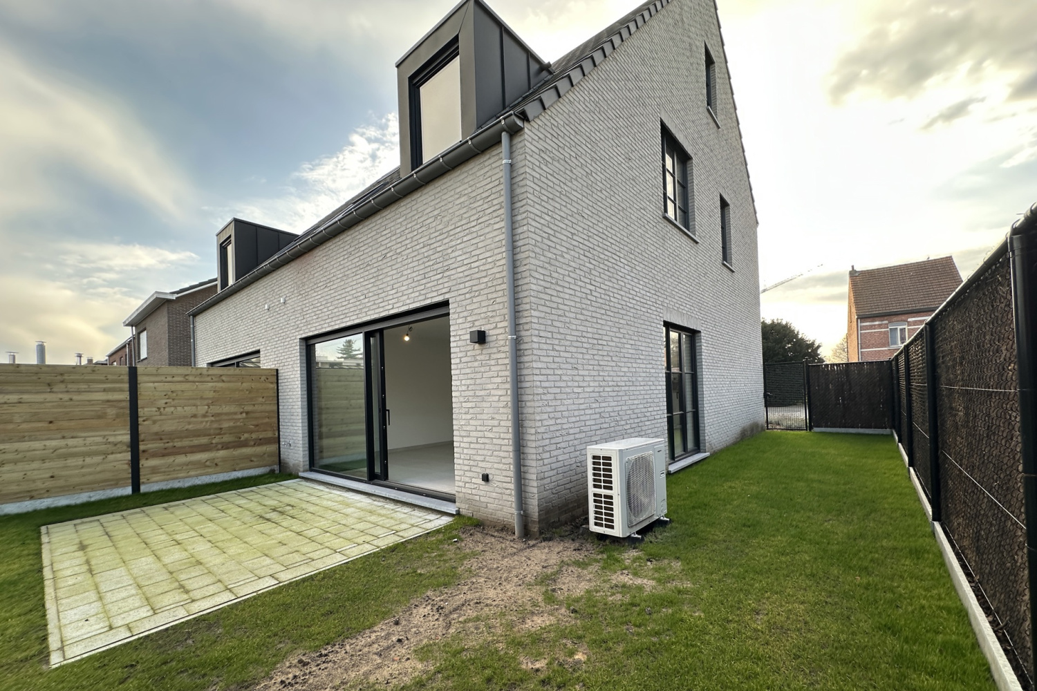 te koop huis oud turnhout neerstraat woning 5