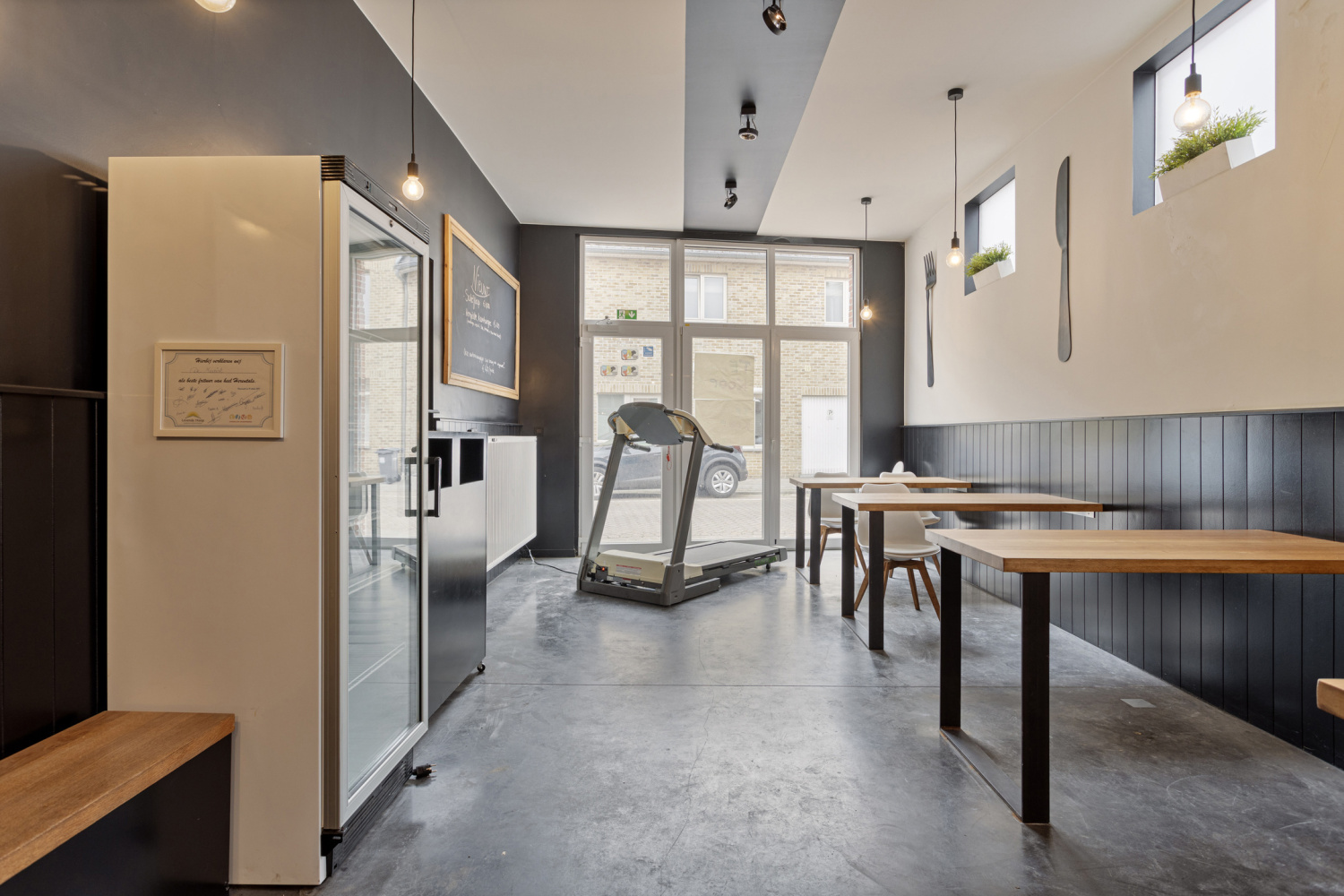 te koop commercieel herentals sint waldetrudisstraat 38