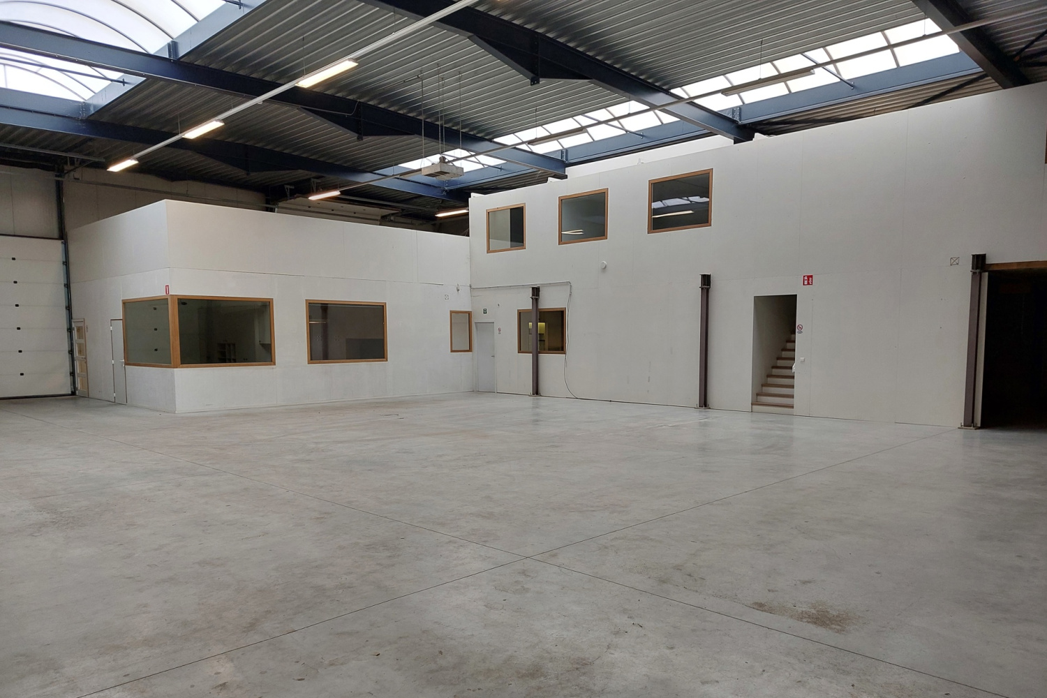 te huur industrieel merksplas industrieweg 13 1