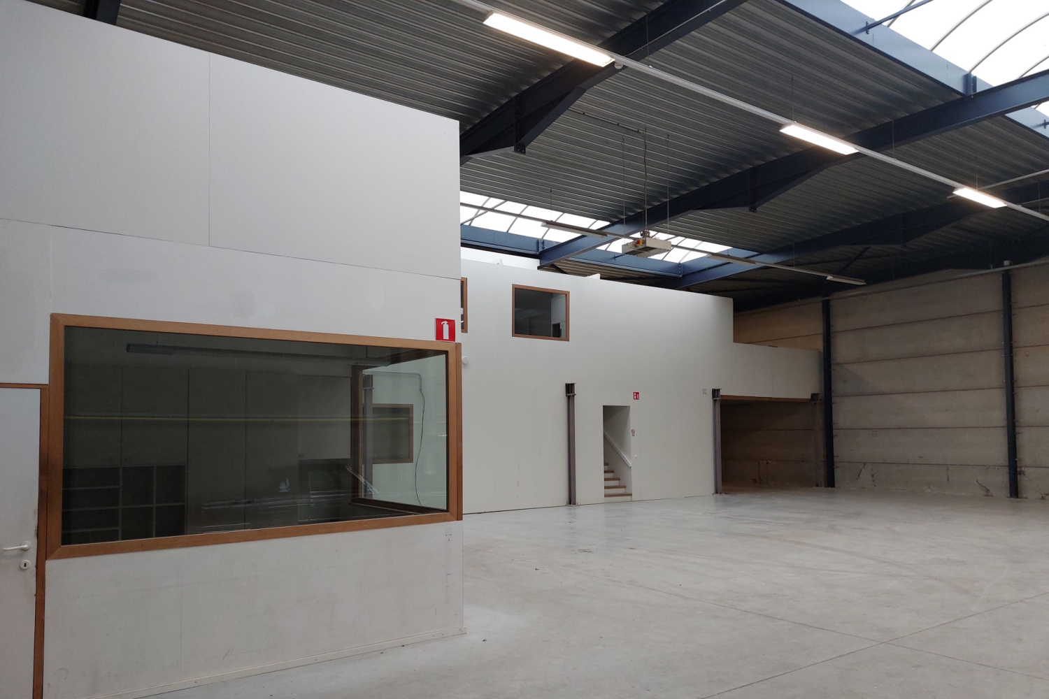 te huur industrieel merksplas industrieweg 13 1