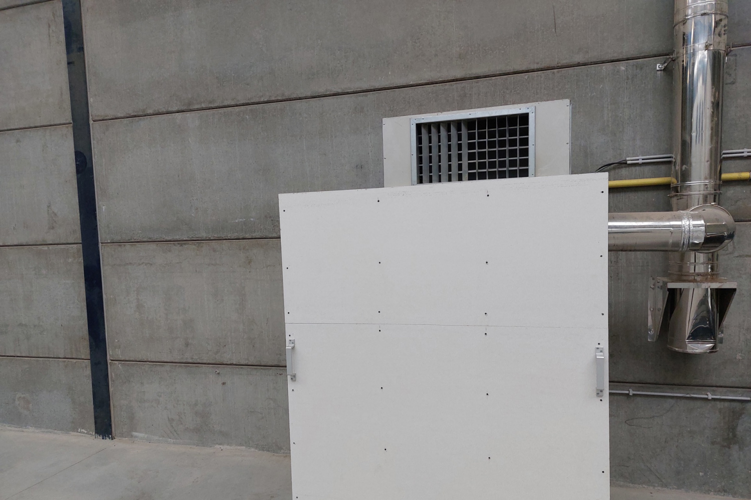 te huur industrieel merksplas industrieweg 13 1