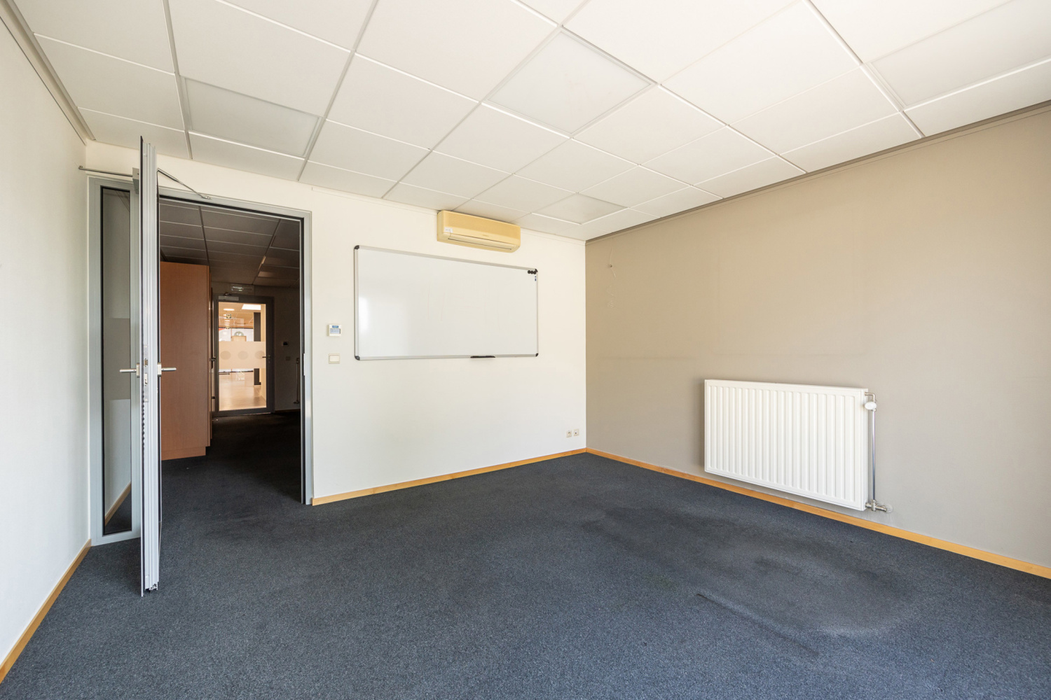 te koop commercieel oud turnhout steenweg op turnhout 39 6835103