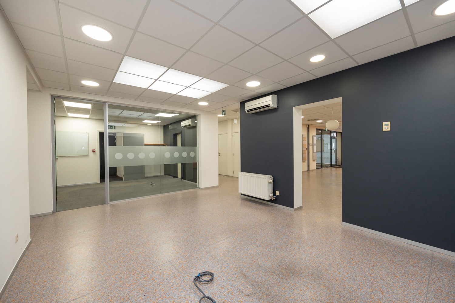 te koop commercieel oud turnhout steenweg op turnhout 39 6835103