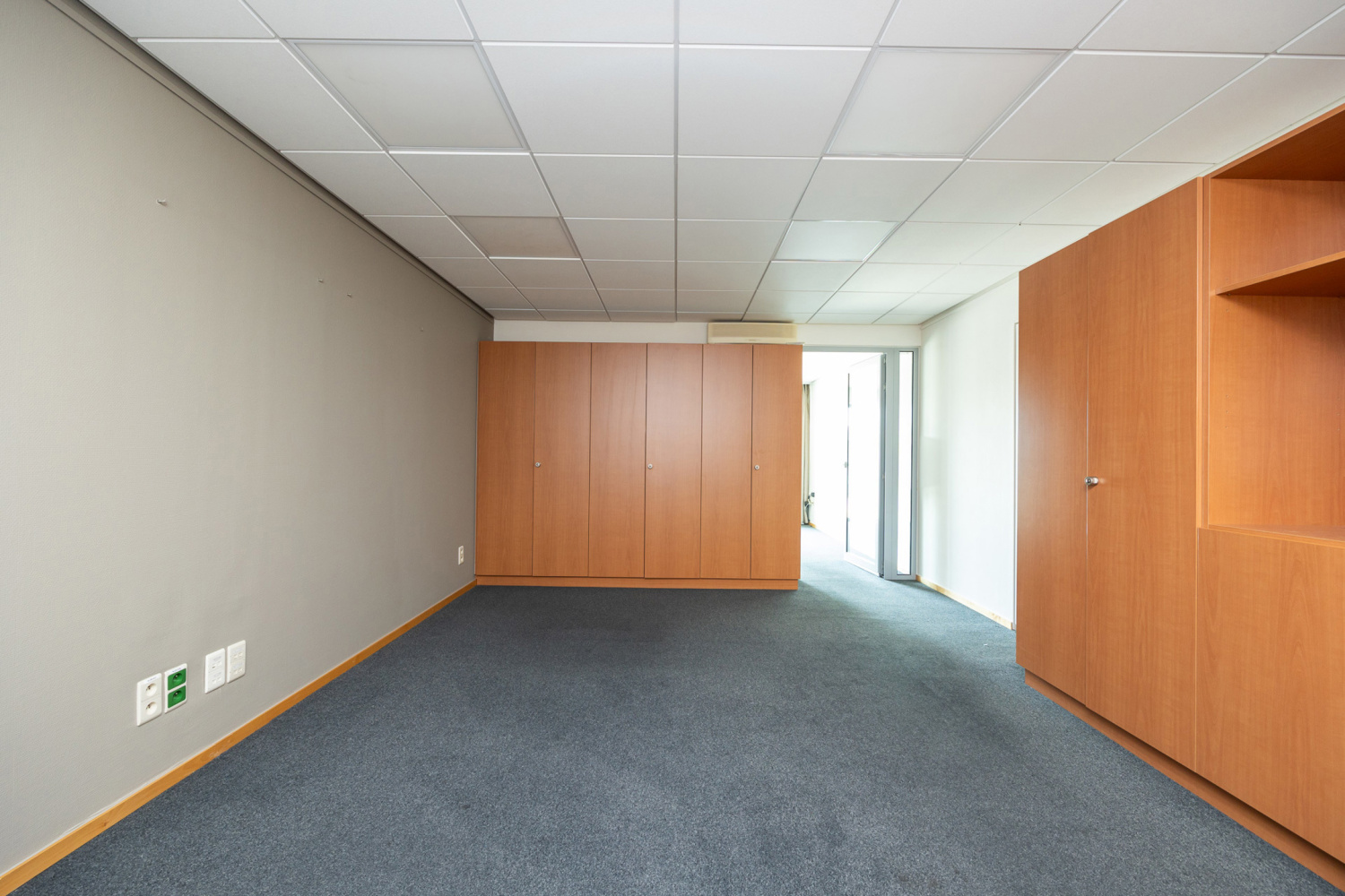 te koop commercieel oud turnhout steenweg op turnhout 39 6835103