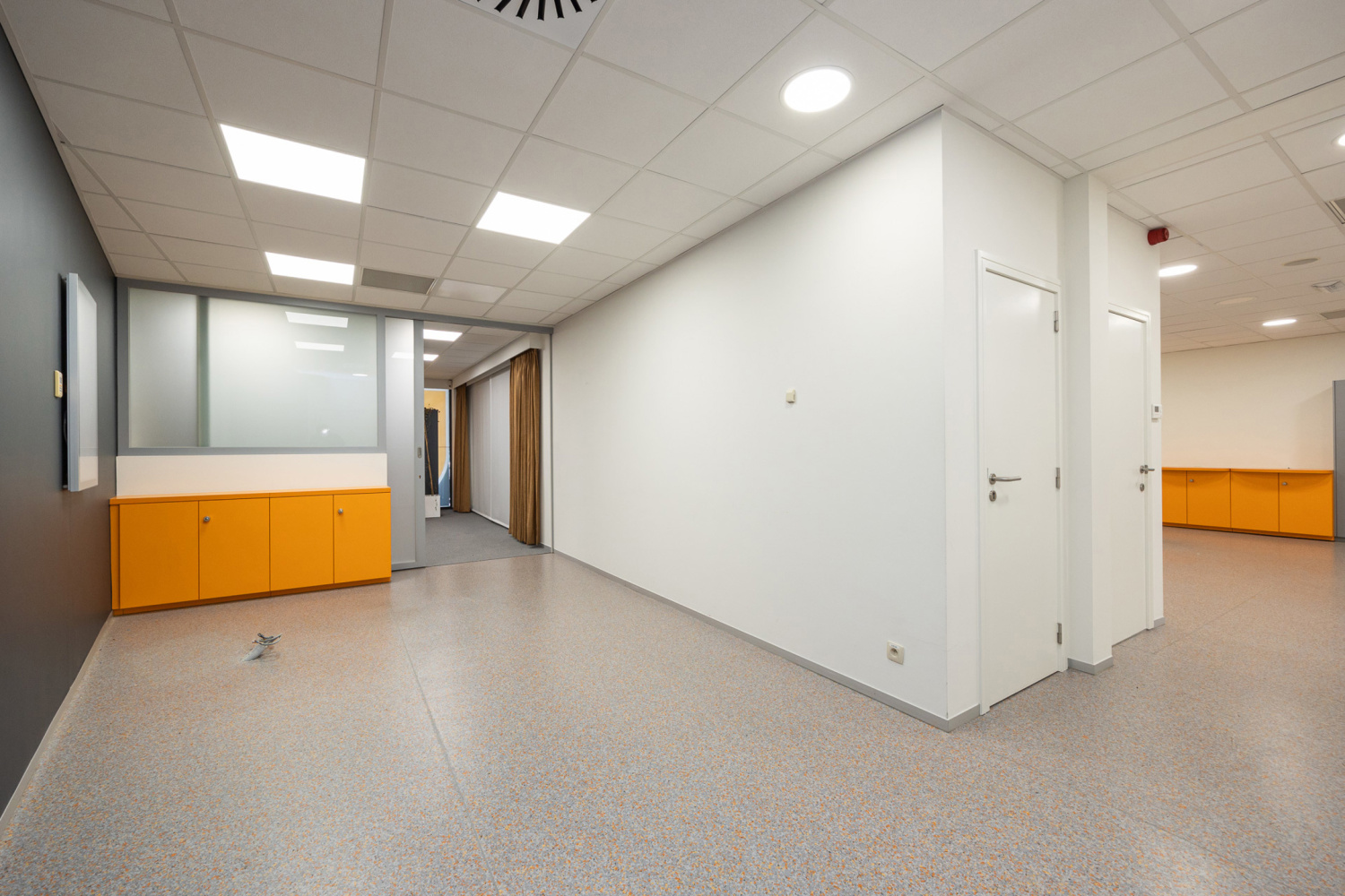 te koop kantoor oud turnhout steenweg op turnhout 39 6835106