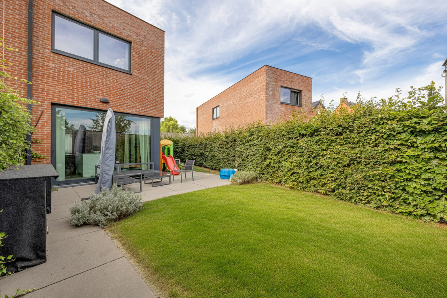 te koop huis opstal 8a