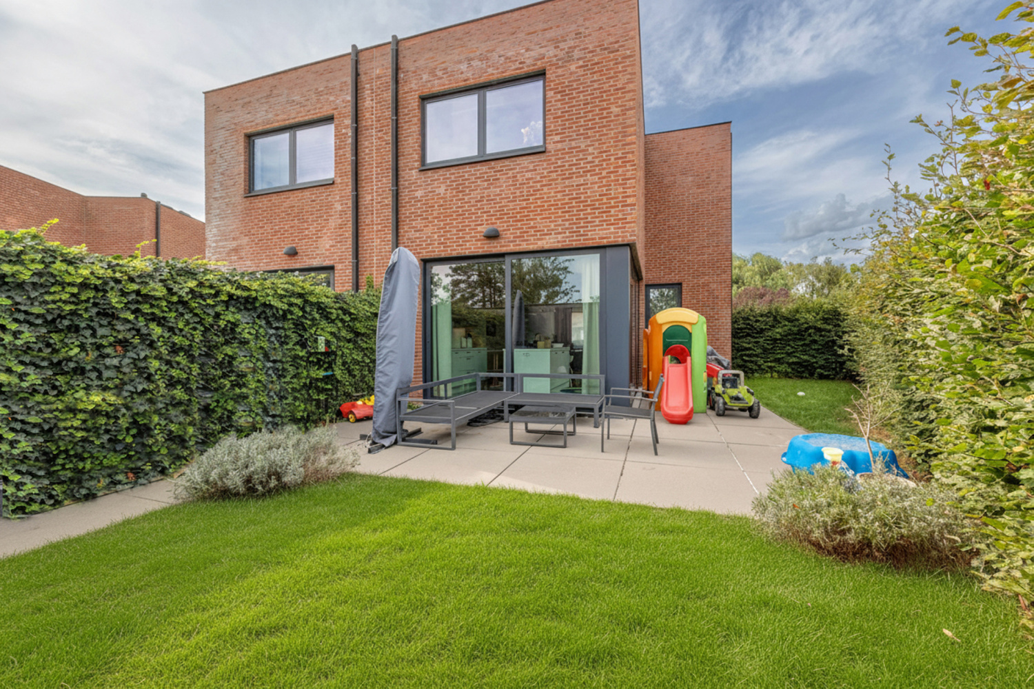 te koop huis opstal 8a