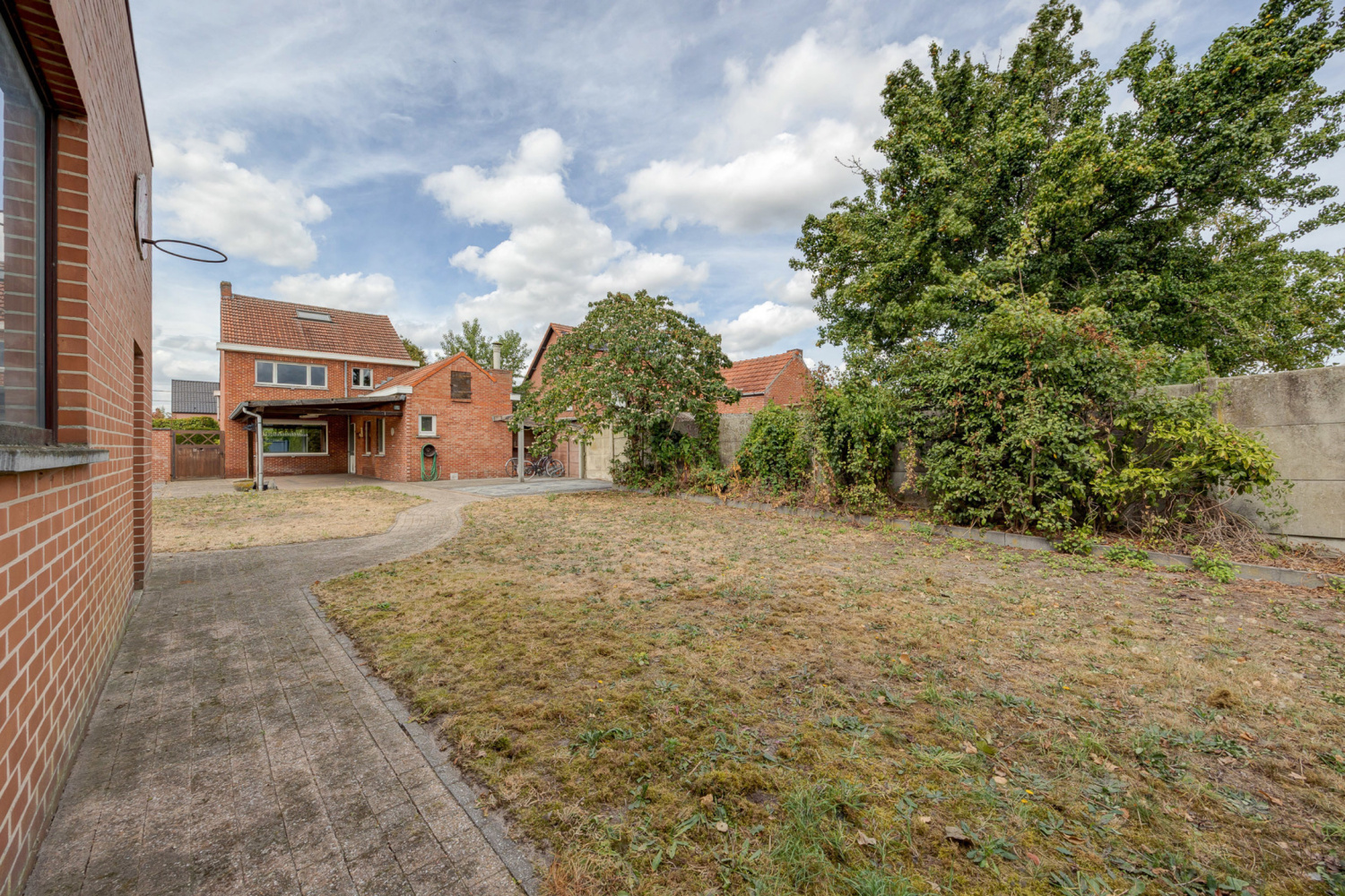 te koop huis dessel almenstraat 12