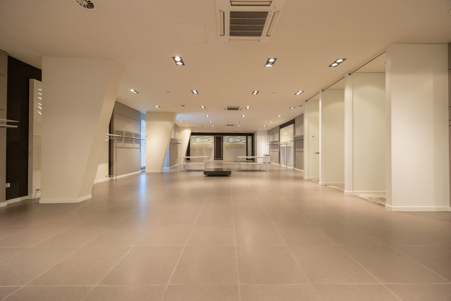 te huur commercieel herentals zandstraat 52 7119119