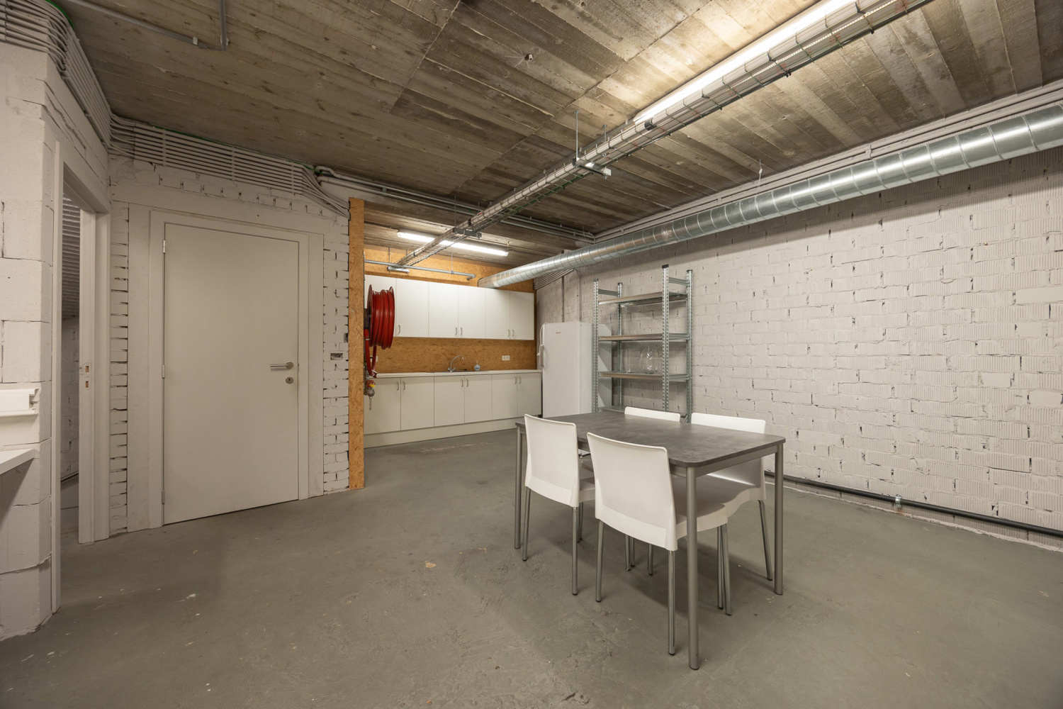 te huur commercieel herentals zandstraat 52 7119119