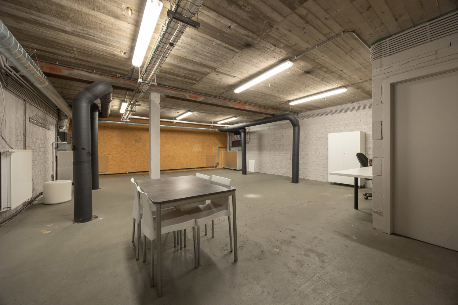 te huur commercieel herentals zandstraat 52 7119119