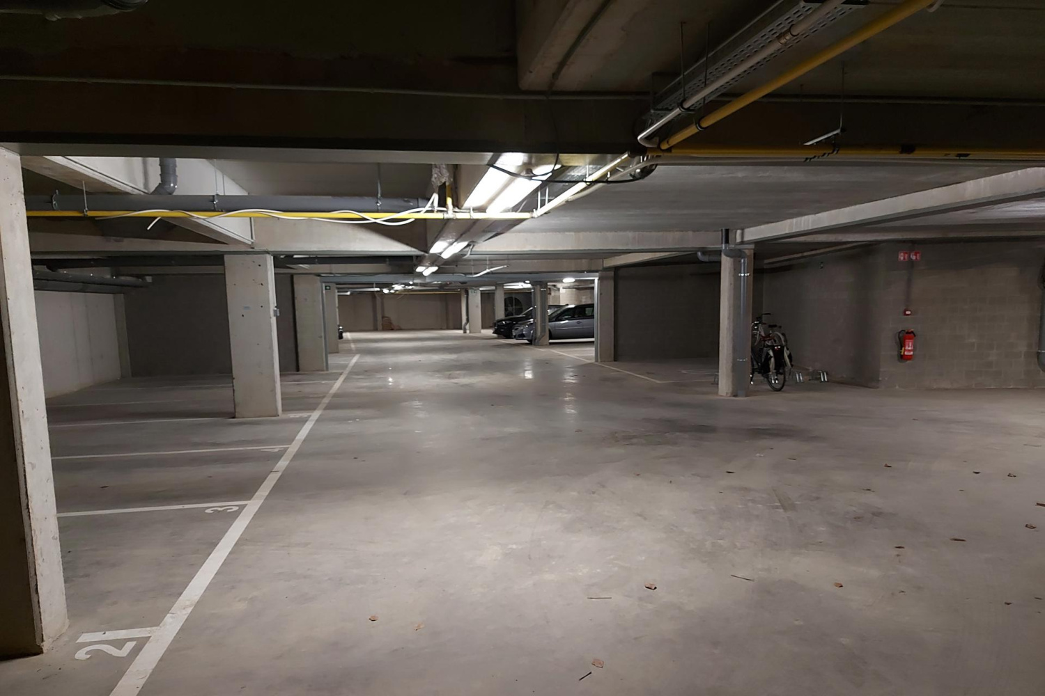 te huur garage parking geel meuldersplein 2 18