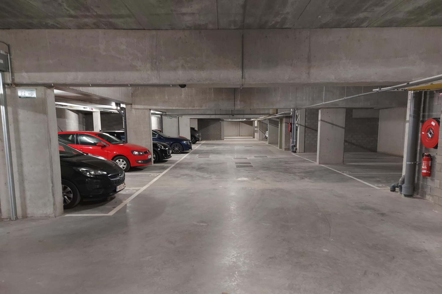 te huur garage parking geel meuldersplein 2 18