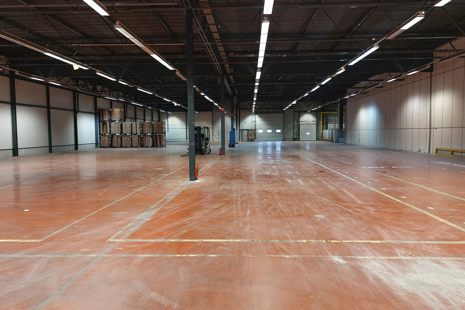 te huur industrieel geel bell telephonelaan 3