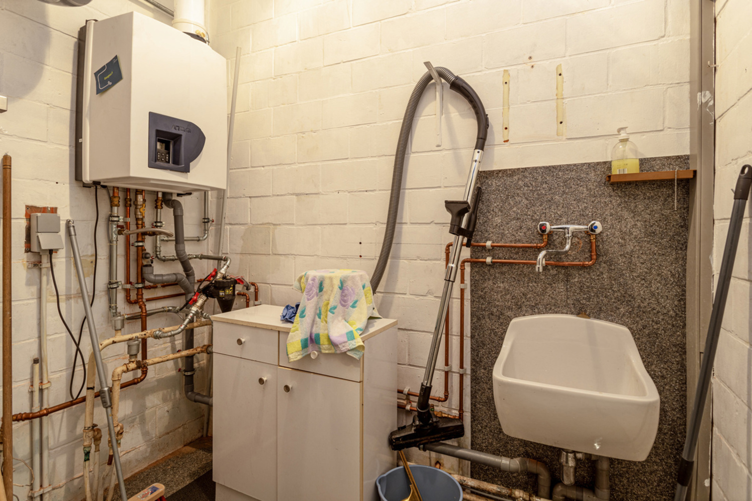 te koop kantoor turnhout de merodelei 86