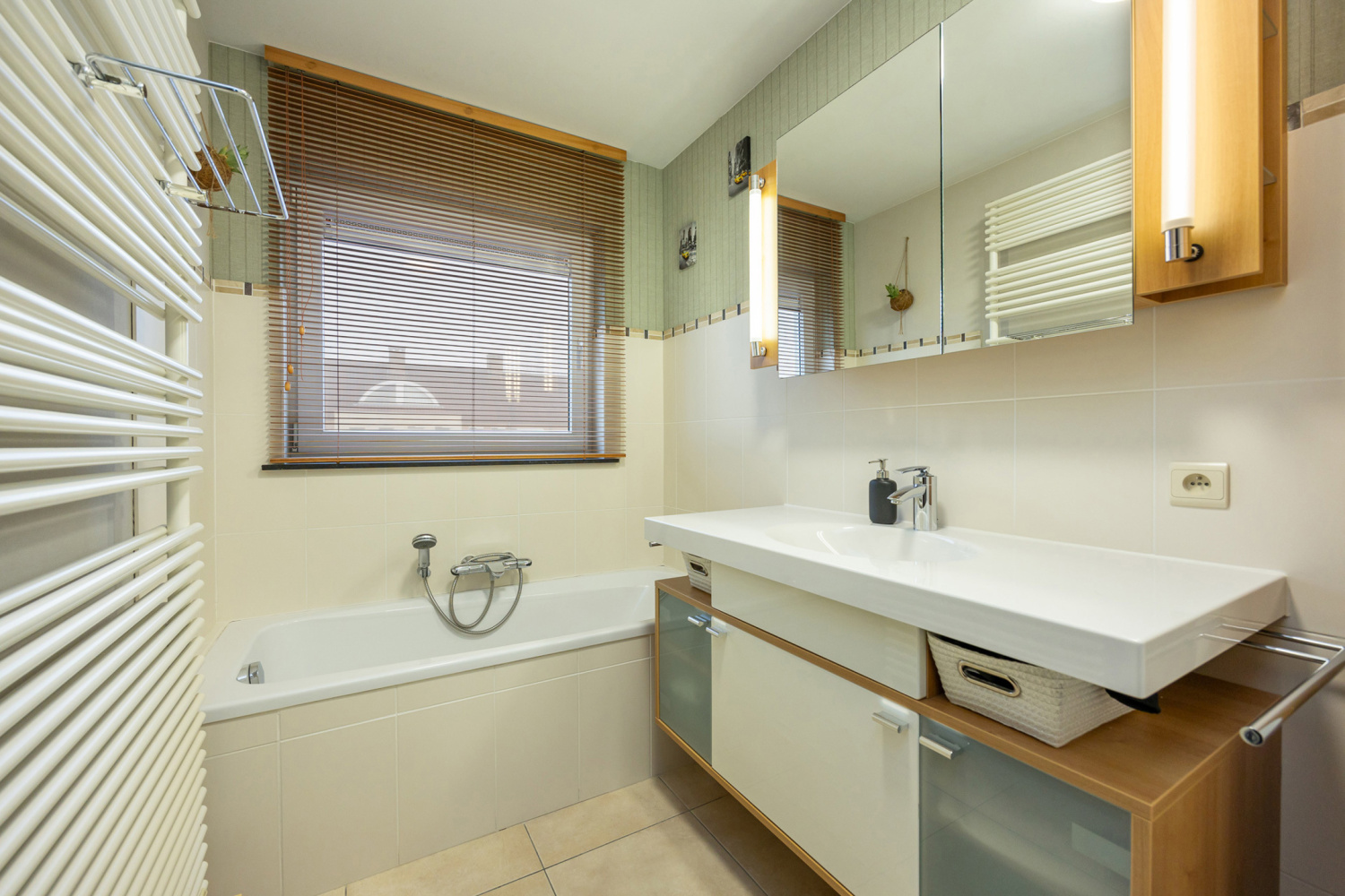 te koop huis vosselaar pastoor frans hermansplein 25 7347371