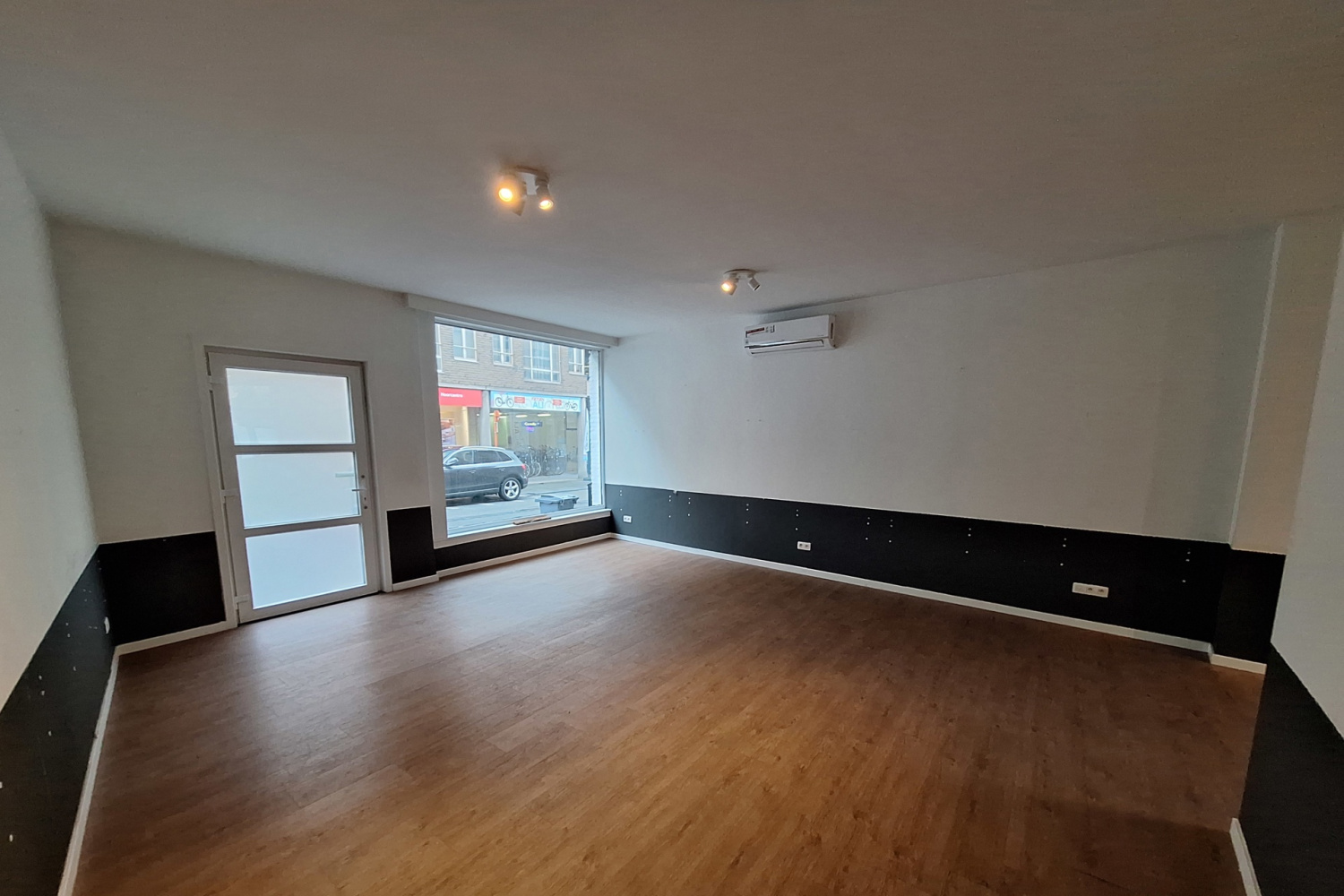 te huur commercieel turnhout herentalsstraat 22