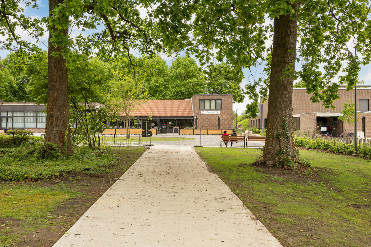 te koop commercieel turnhout lode peetersplantsoen 2