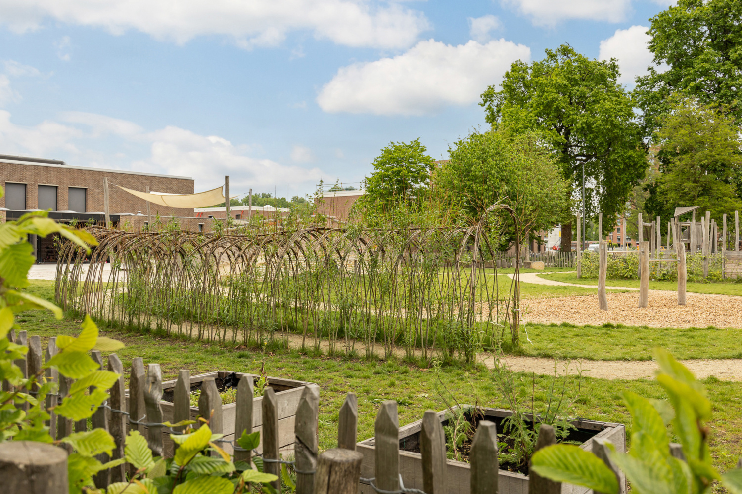 te koop commercieel turnhout lode peetersplantsoen 2