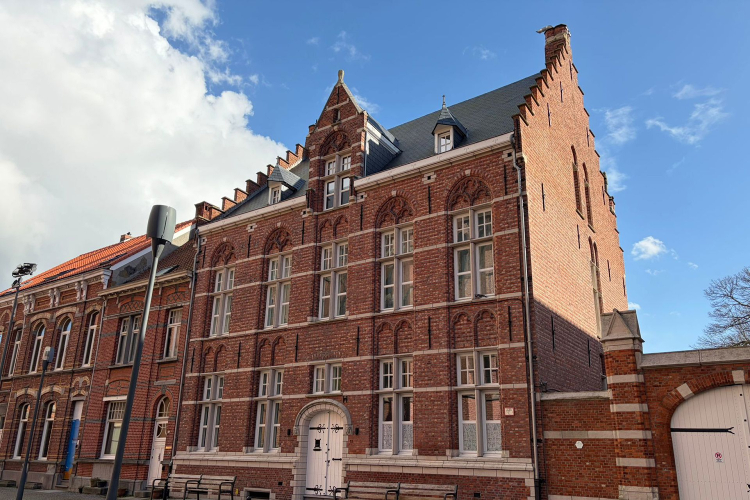 te huur appartement turnhout kerkplein 32 2 7706504